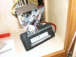 12VDC Fuse Panel - click to enlarge
